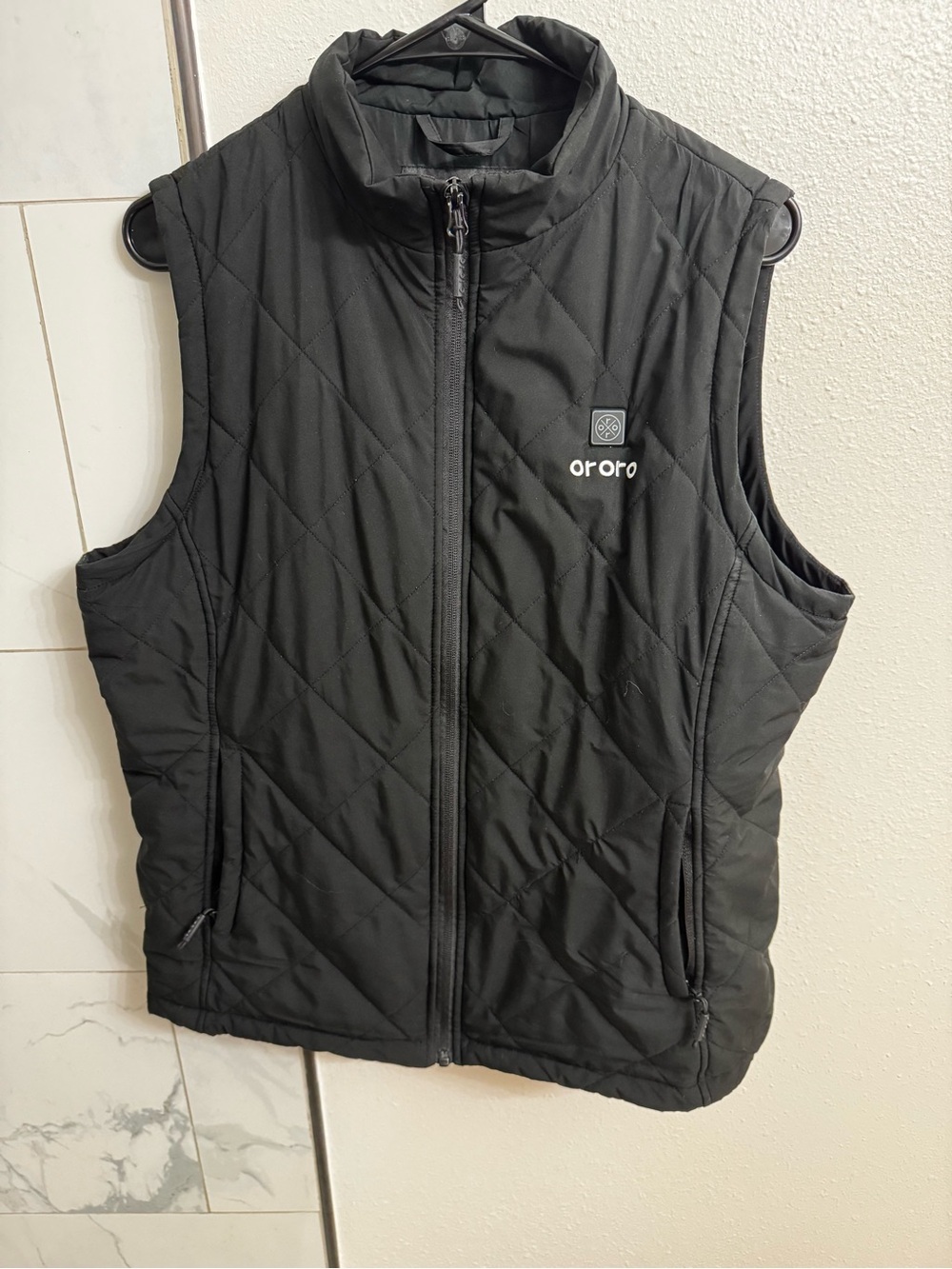 Ororo black quilted vest